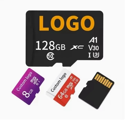 পূর্ণ মেমরি এবং 64GB ক্ষমতা সহ একটি কালো মেমরি কার্ড শ্রেণীবদ্ধ