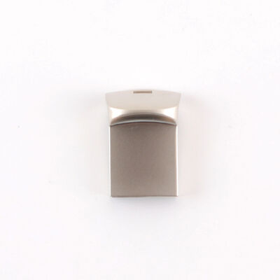 ভর পণ্যের সময় 5-7 দিন মেটাল USB ফ্ল্যাশ ড্রাইভ অফার করে লেখার গতি 8-15MB S পড়ার গতি 13-20MB S ডেটা স্থানান্তর ডিভাইস